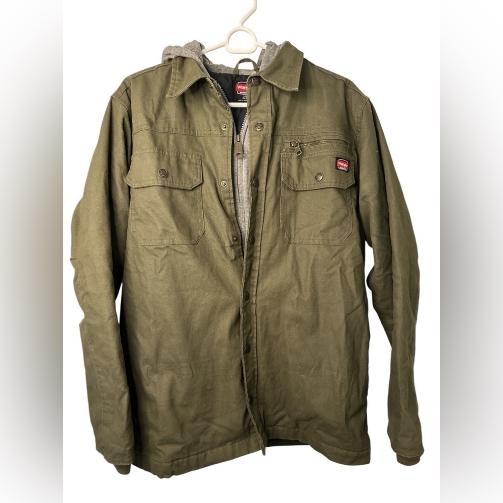 Wrangler Men's Army Green Quilted Lined Long Sleeve Shirt Jacket